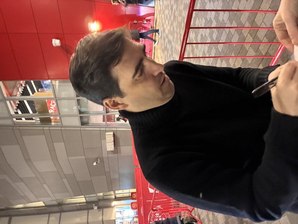 안도니 이라올라 감독 — 2025년 12월 27일 본머스 감독 시절 브렌트퍼드 원정 경기 뒤 모습(자료 사진, 리버풀 부임 전)